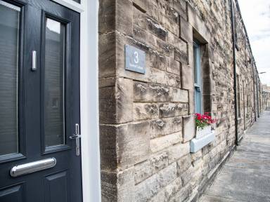 Cottage Amble