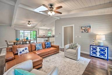 House  Tarpon Springs