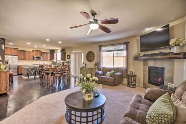 House  Castle Pines