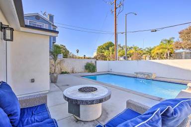 House  Cerritos