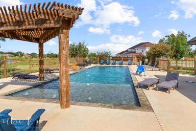 House Abilene Heights Area