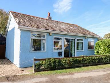 Cottage Chapel St. Leonards