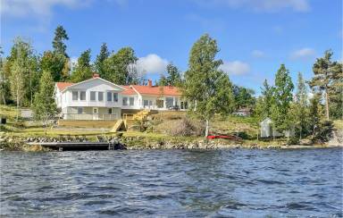 Hus Färgelanda kommune