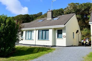 House  Clifden