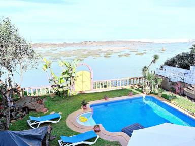 Villa  Beni Brour
