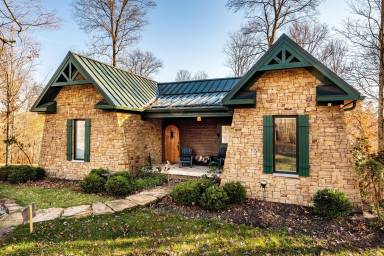 Cabin Columbus