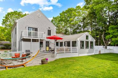 House  Osterville
