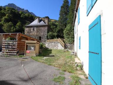 Cottage Lées-Athas