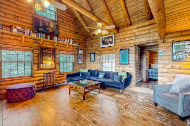 Cabin Hyde Park