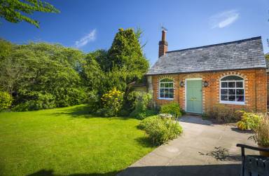 Cottage Sunninghill and Ascot