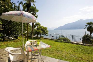 Apartment  Pino sulla Sponda del Lago Maggiore