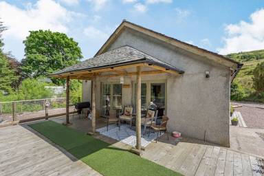 Cottage Strontian