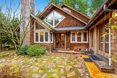 House  Bainbridge Island