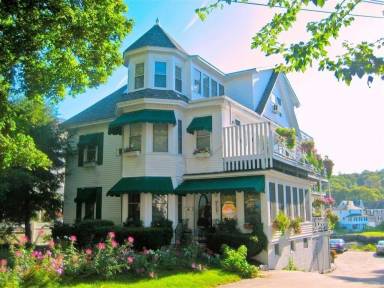 Bed and breakfast  East Boothbay