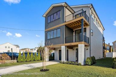 House  Sea Girt