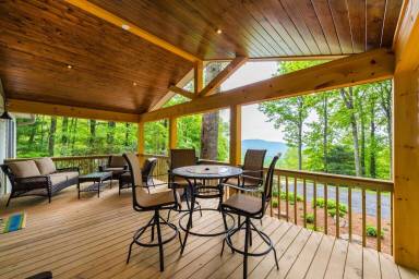 Cottage  Linville Falls