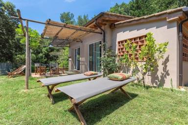 Casa Santa luce
