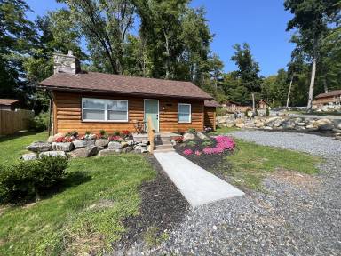 Cabin  Lake George