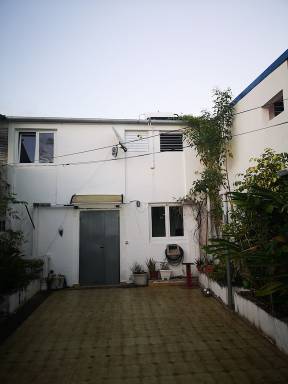 House  Les Abymes