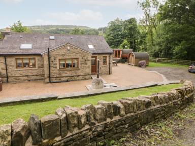 Cottage Deepcar