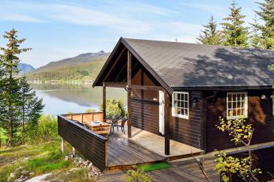 House Lenvik