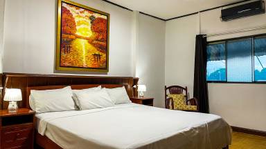 Apartment B,A