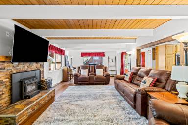 Cabin Arnold