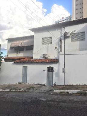 House Araes