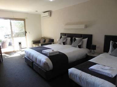 Motel  Rutherglen