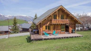 Maison de vacances Albiez-Montrond