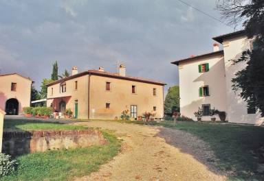Farmhouse  Pratantico