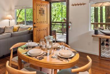 Cabin Forestville