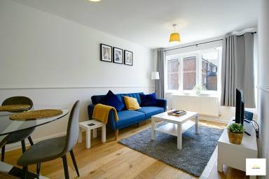House Farnborough