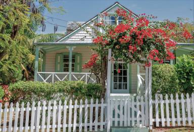Cottage Dunmore Town