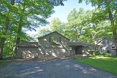 Cottage Glen Lake