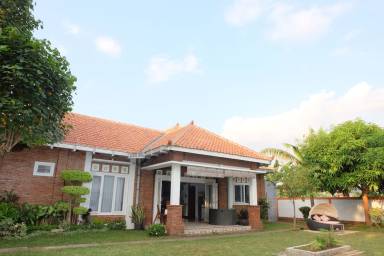 Villa Semat