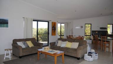 House Esperance