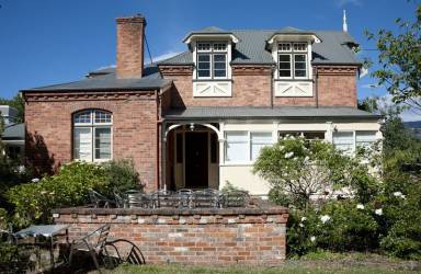Bed and breakfast  Hobart