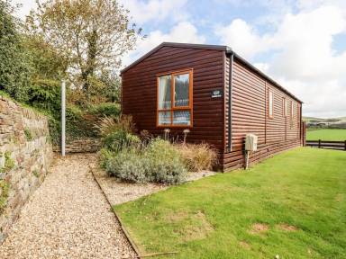 Lodge  Trebarwith