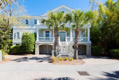 House  Saint Helena Island