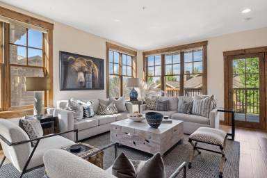 Condo Jackson