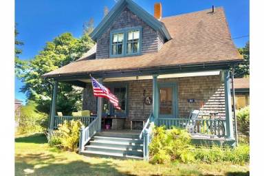 House  Cranberry Isles