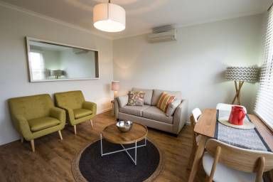Bed and breakfast  Bairnsdale