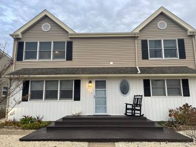 House  Beach Haven West