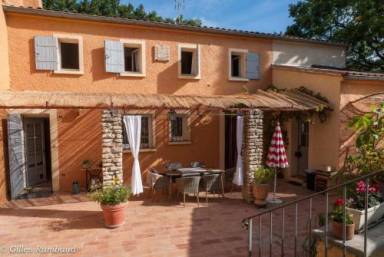 Bed and breakfast  Venasque