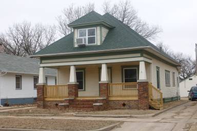 House Hutchinson