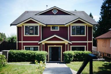 House  Coquitlam