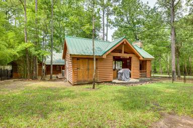 Cabin Coldspring