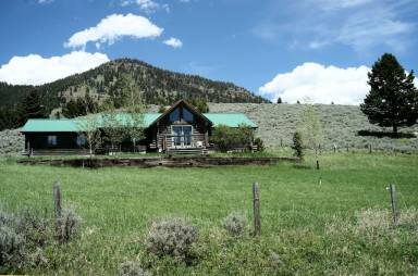 Cabin Bozeman