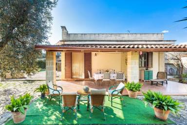 House Oria